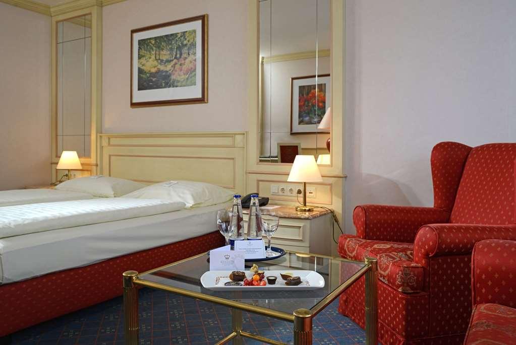 The Monarch Hotel Bad Gögging Servicios foto